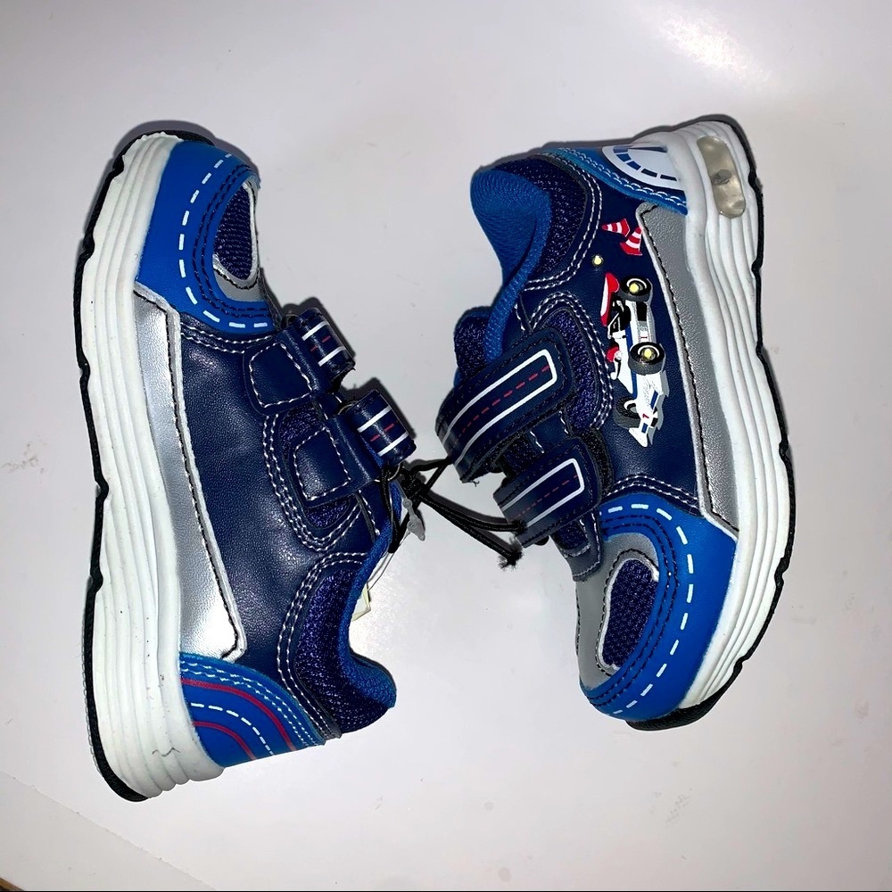 Athletic Works Toddler Boy Light Shoe Size 5, 6, 7